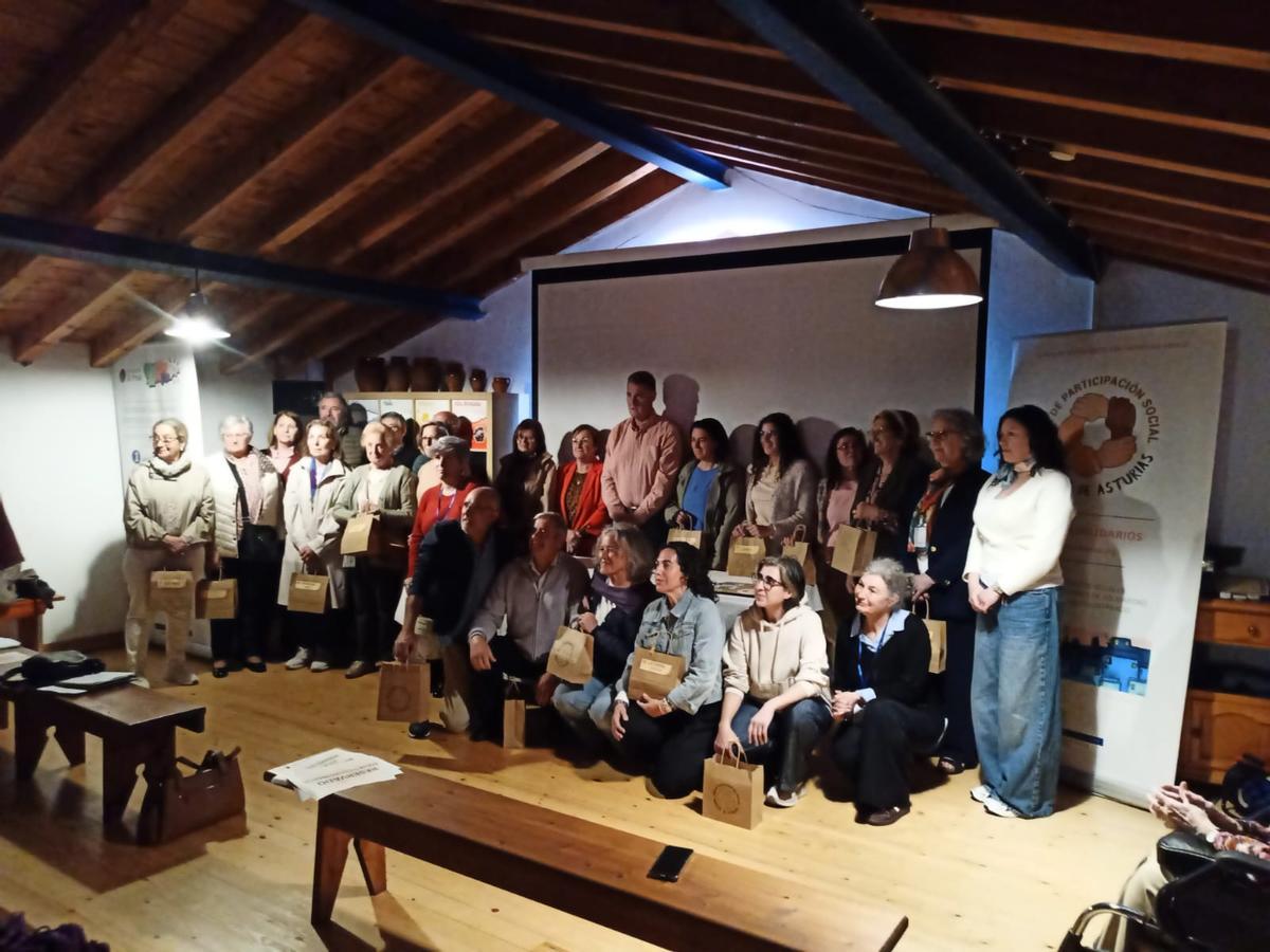 Representantes de las entidades participantes.