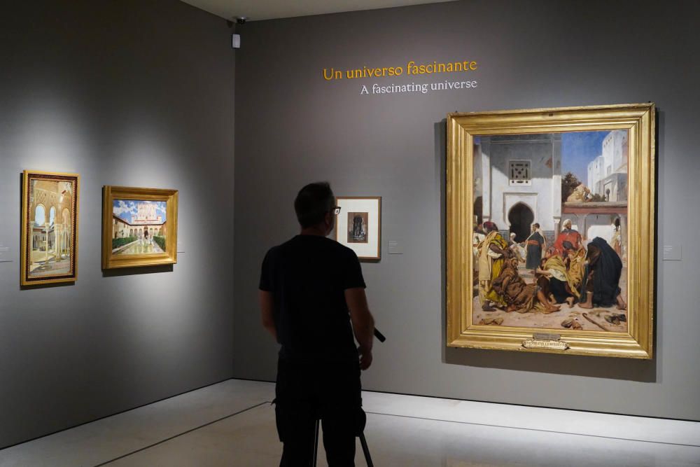 Presentación de la exposición  'Fantasía árabe. Pintura orientalista en España (1860-1900)' en el Museo Carmen Thyssen.