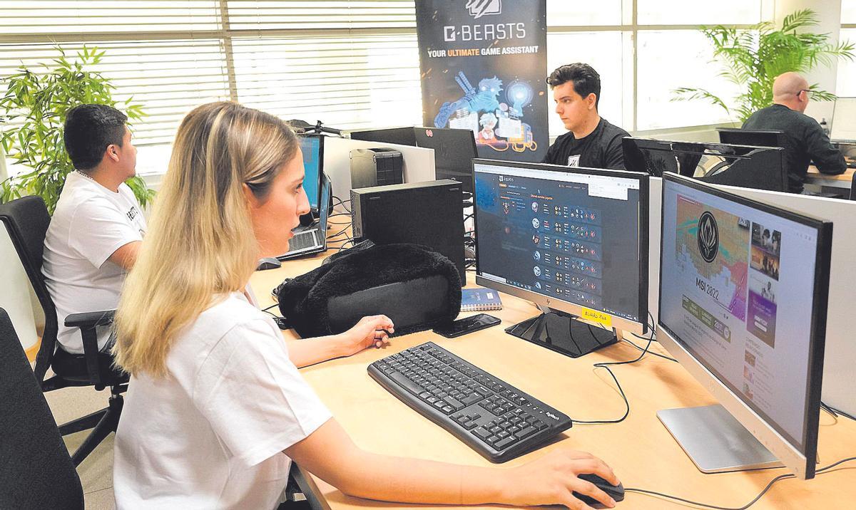 Trabajadores de GBeasts Trabajadores de GBeasts