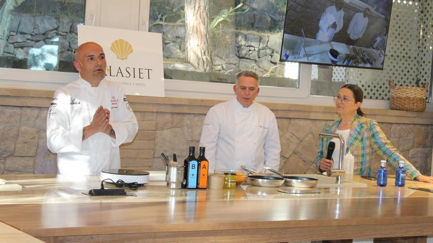 El chef Raúl Resino elogia en el Palasiet los productos tan variados de Castellón: &quot;Somos unos privilegiados&quot;