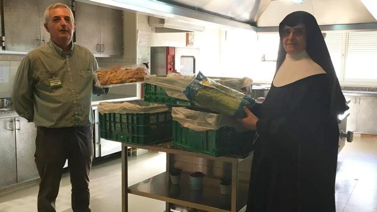 Imagen de una acción solidaria de Mercadona.