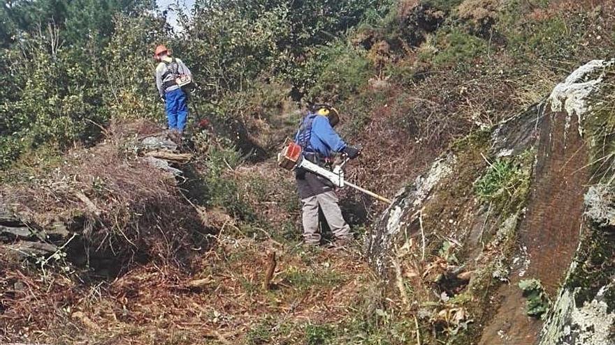 Bullaso (Illano) recupera el &quot;camín dos bolos&quot;