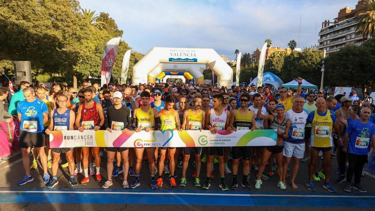 Instantes previos a la salida de la Carrera 'Valencia contra el Cáncer'