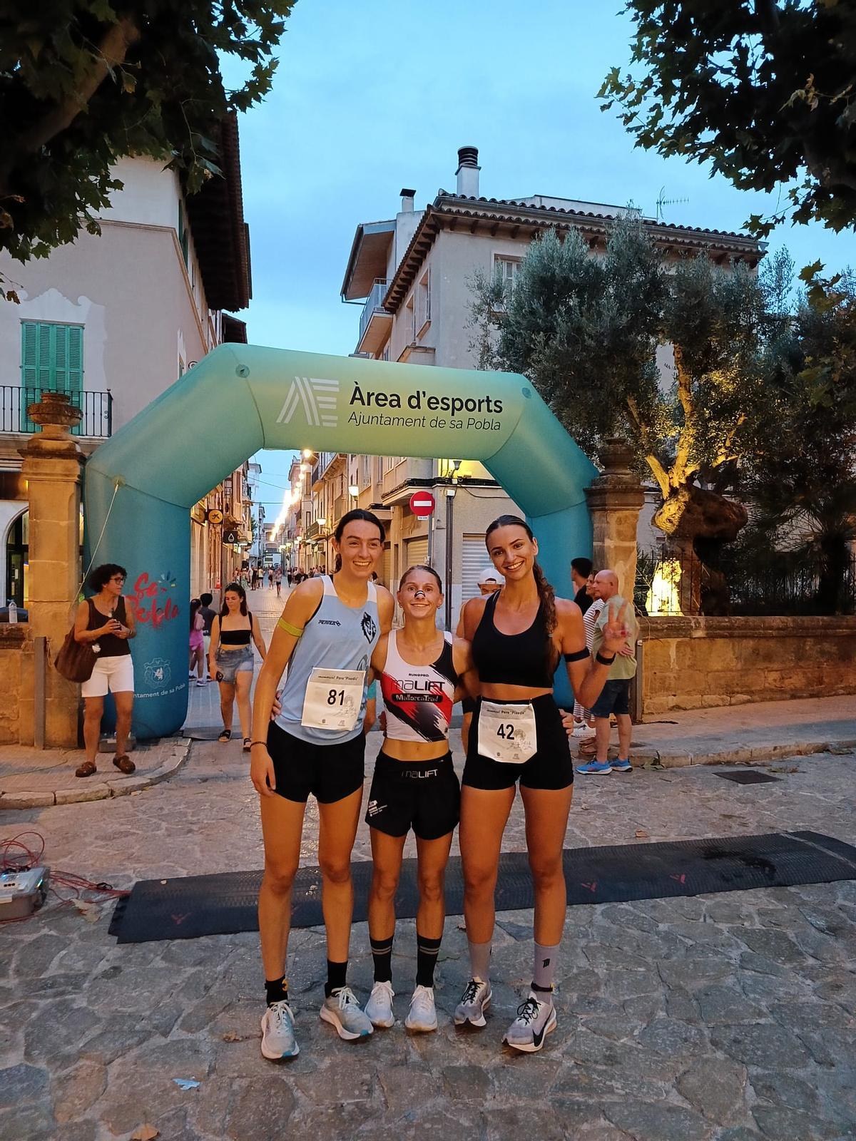 Podio femenino de la prueba.