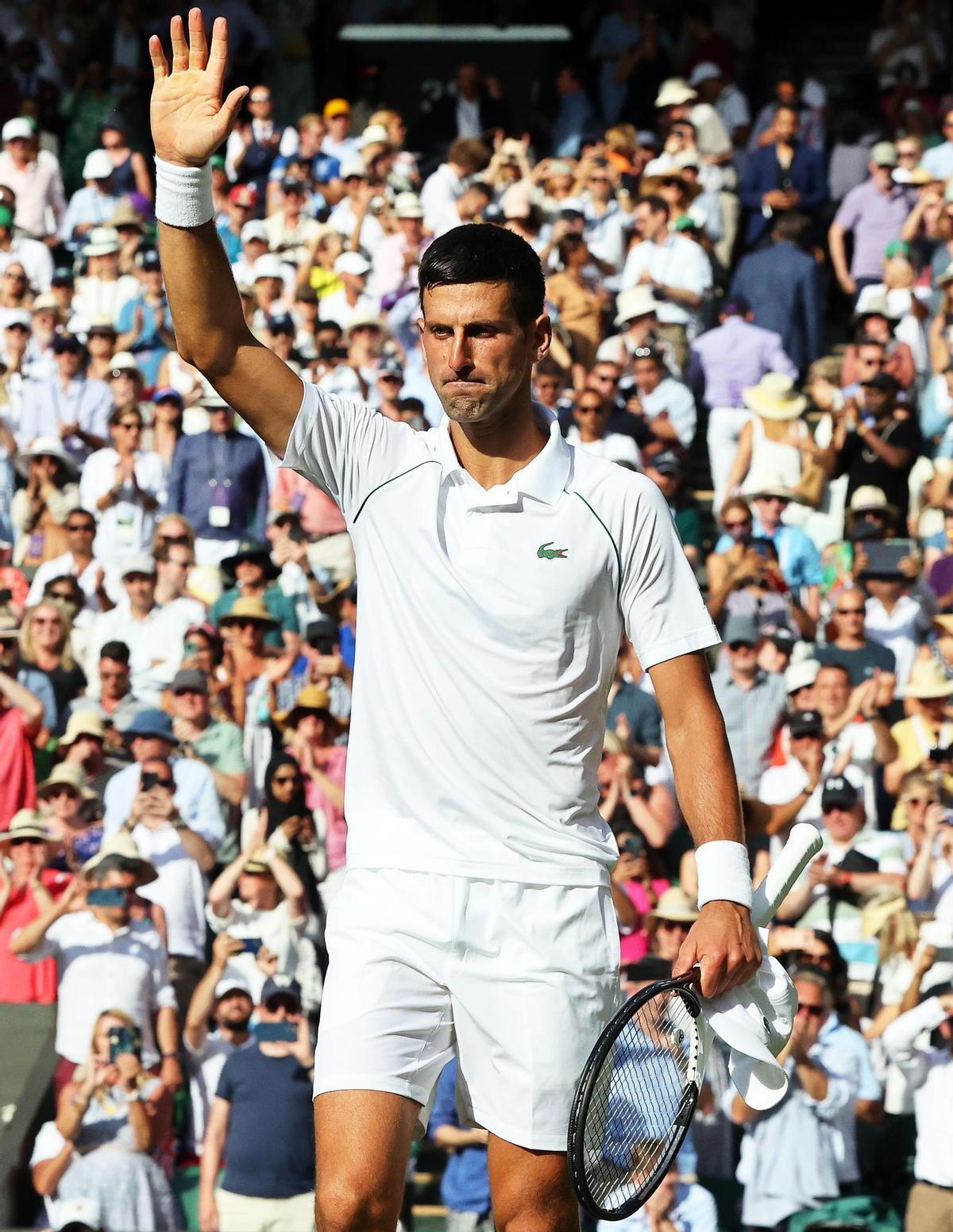 Wimbledon (United Kingdom), 08/07/2022.- Novak Djokovic of Serbia celebrates after winning his men’s semi final match against Cameron Norrie of Britain at the Wimbledon Championships in Wimbledon, Britain, 08 July 2022. (Tenis, Reino Unido) EFE/EPA/KIERAN GALVIN EDITORIAL USE ONLY