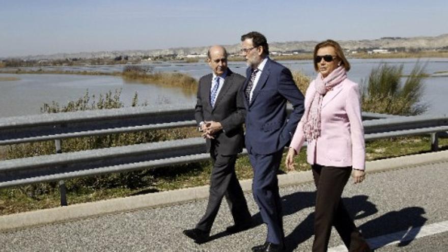 Rajoy se reúne con alcaldes afectados y técnicos de emergencias en Zaragoza