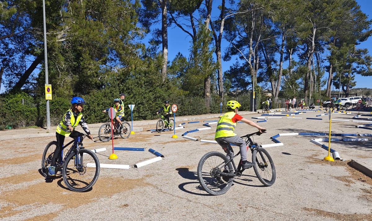 FOTOS | Un taller de educación vial para una movilidad segura, en imágenes
