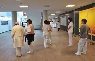 El Sergas podrá forzar el traslado de médicos y enfermeras a áreas con déficit de personal