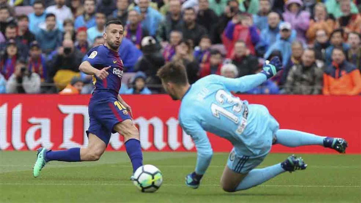 Jordi Alba tuvo la oportunidad de marcar ante el Valencia