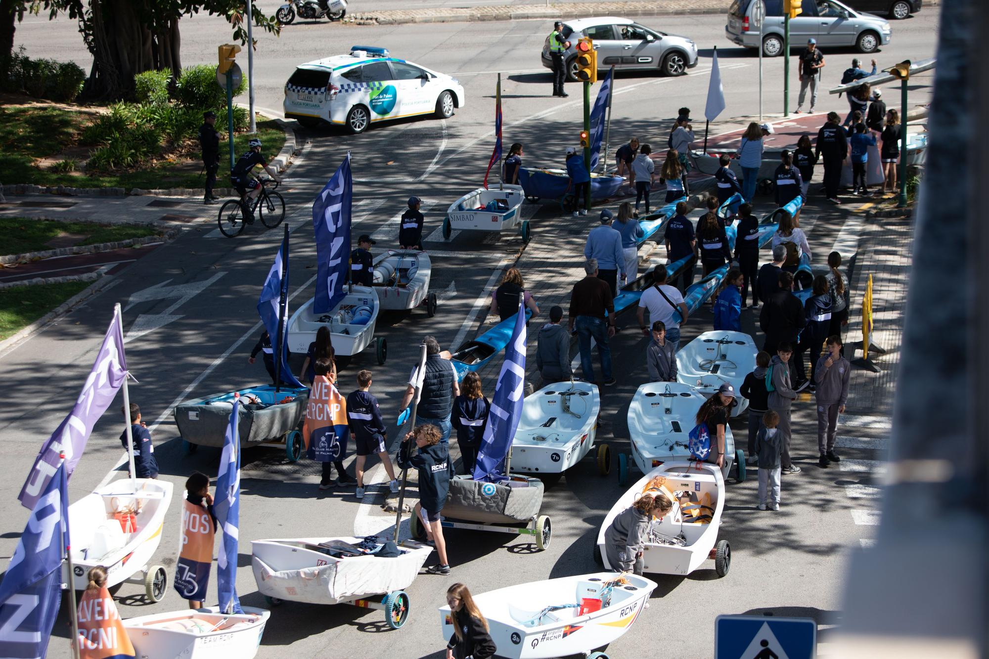 FOTOS: Manifestación para salvar al Real Club Náutico de Palma