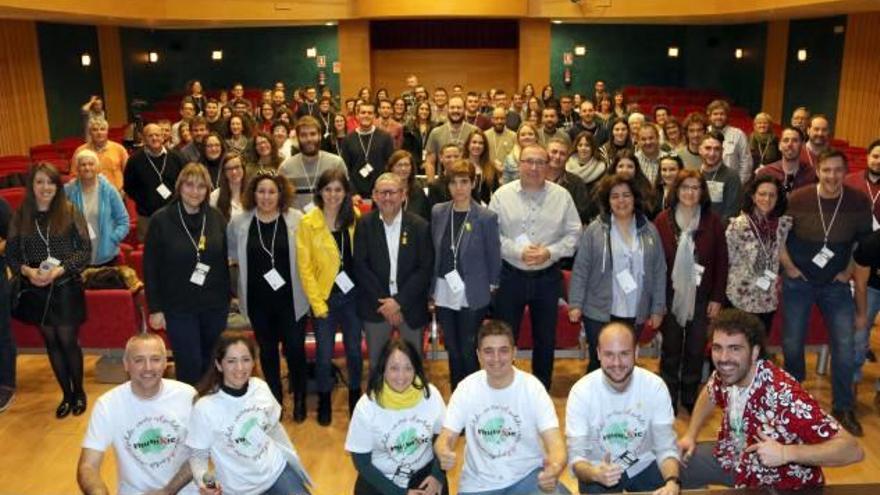 Els participants, a la platea de la Sala Coliseum de Corbins