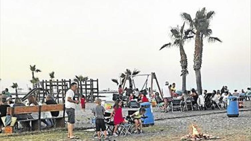 Percusión y pirotecnia en el culto mediterráneo