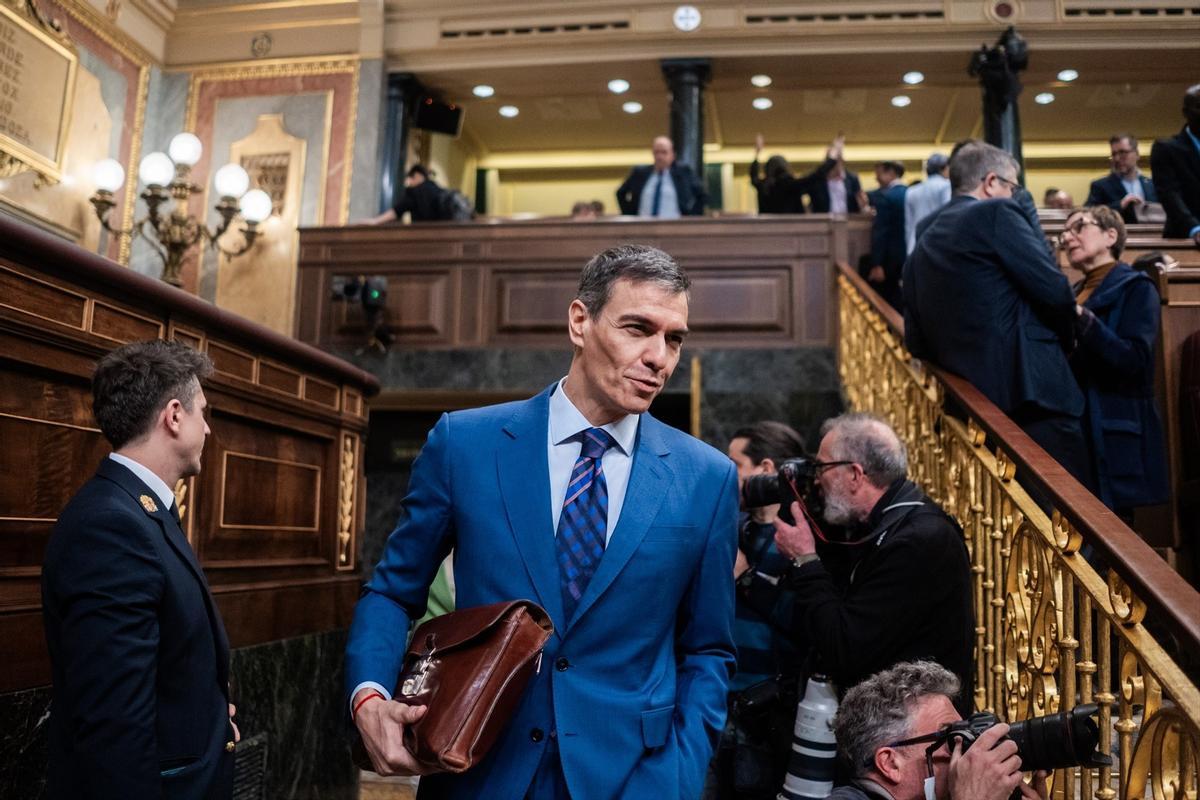Sánchez, este miércoles, durante su entrada al hemiciclo del  Congreso.