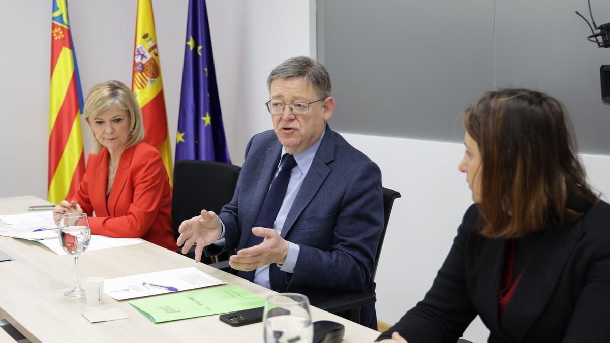 Gabriela Bravo y Ximo Puig, en una imagen de archivo dando una rueda de prensa.