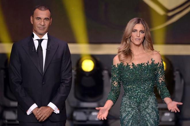 La alfombra del balón de oro