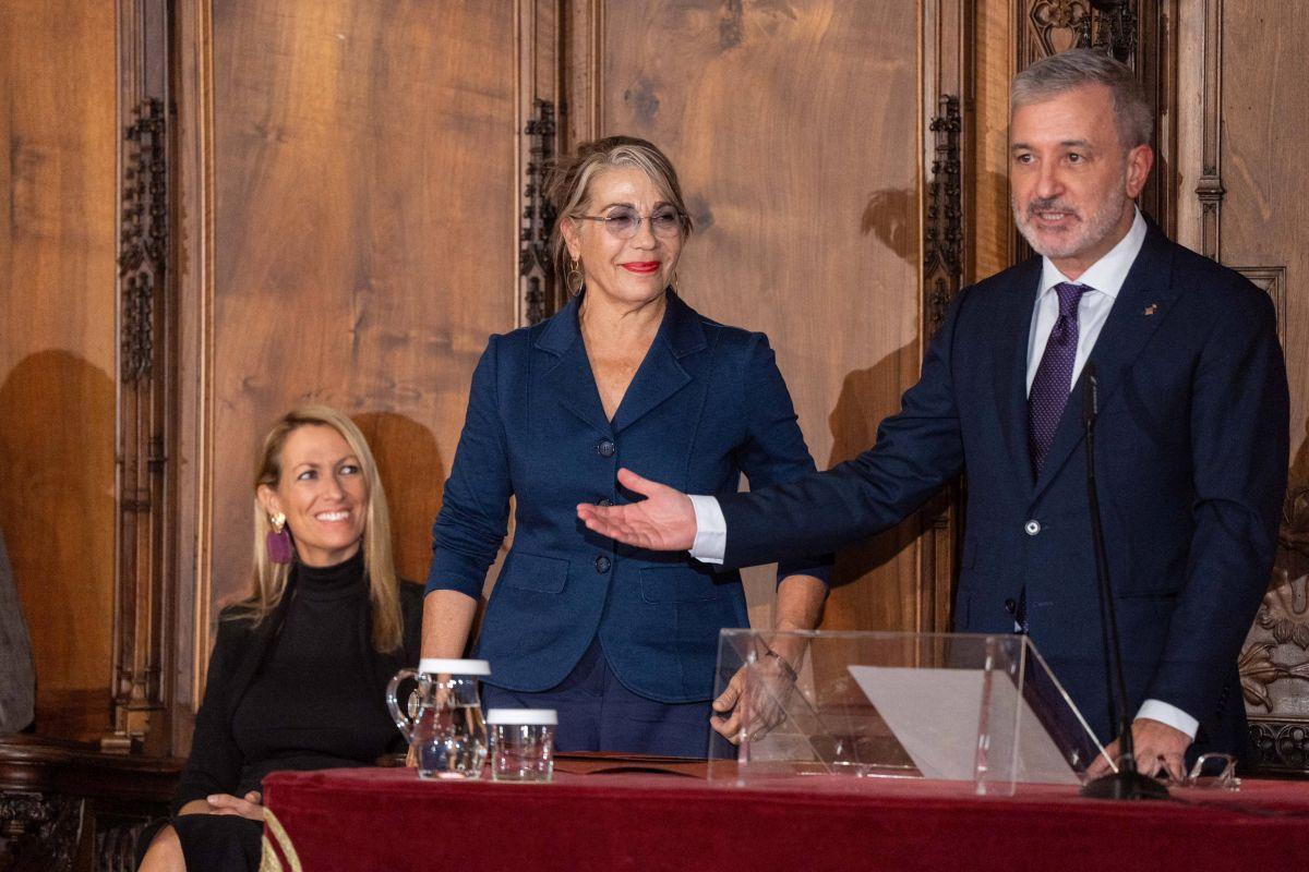 Emma Vilarasau, pregonera de la Mercè, da comienzo a la fiesta