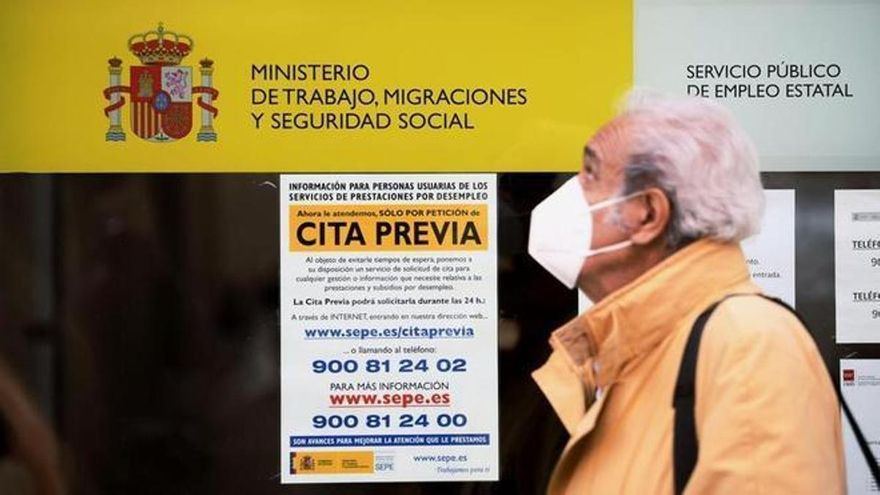 ¿Tienes más de 52 años y estás en el paro? Así puedes cobrar el subsidio y el Ingreso Mínimo Vital