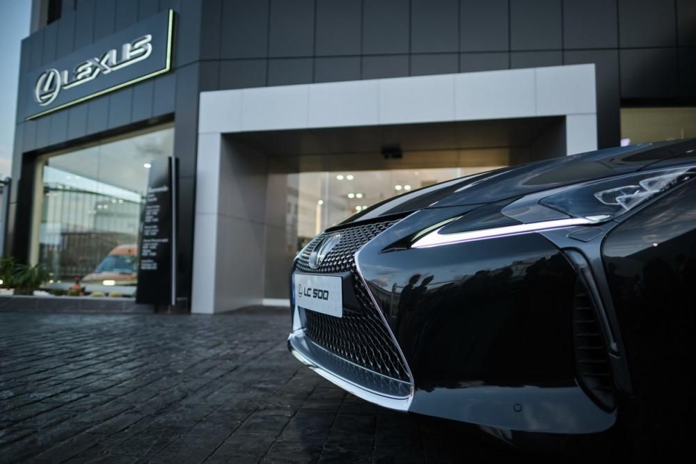 Lexus inaugura concesionario en Tenerife