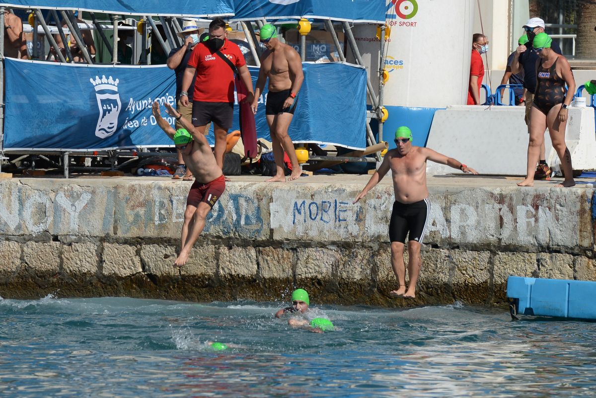 Travesía a nado en el Puerto de Málaga 2021