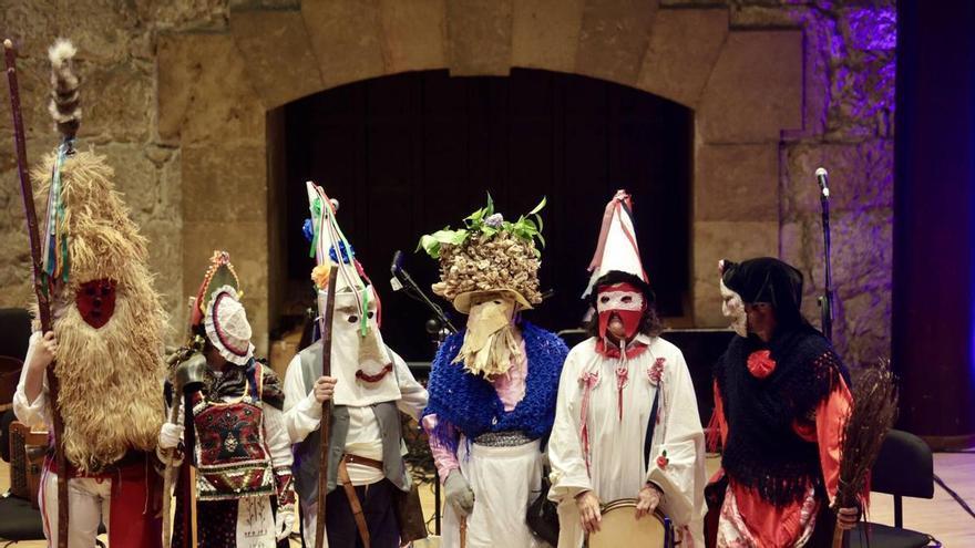 Felpeyu y los Mazcaritos inauguran el festival de la Máscara Ibérica