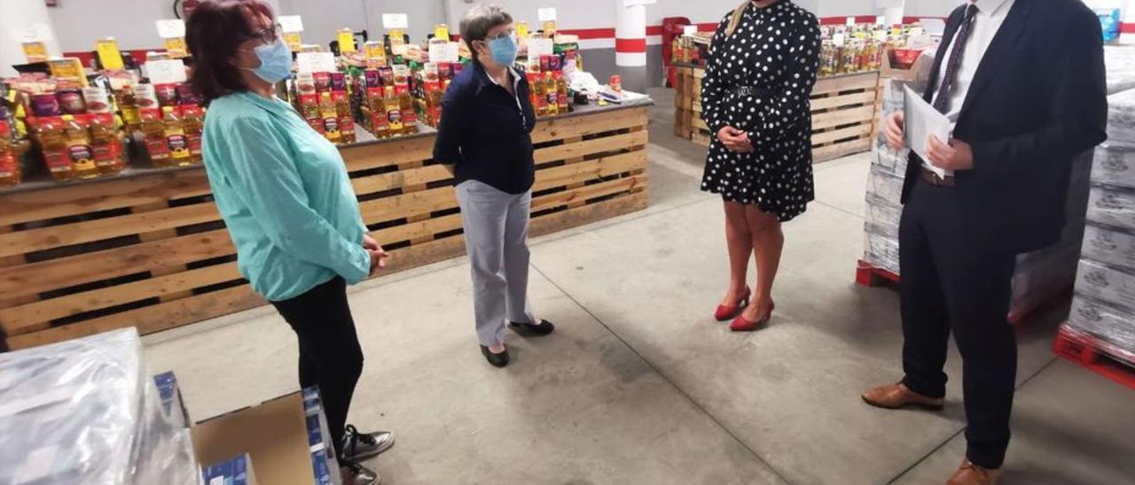 Momento del encuentro celebrado en el Banco de Alimentos.