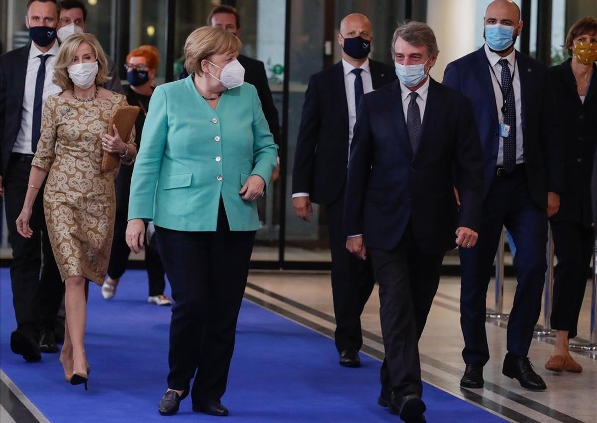 zentauroepp54036193 brussels belgium 08 07 2020 german chancellor angela me200708195418 zentauroepp54036193 brussels belgium 08 07 2020 german chancellor angela me200708195418