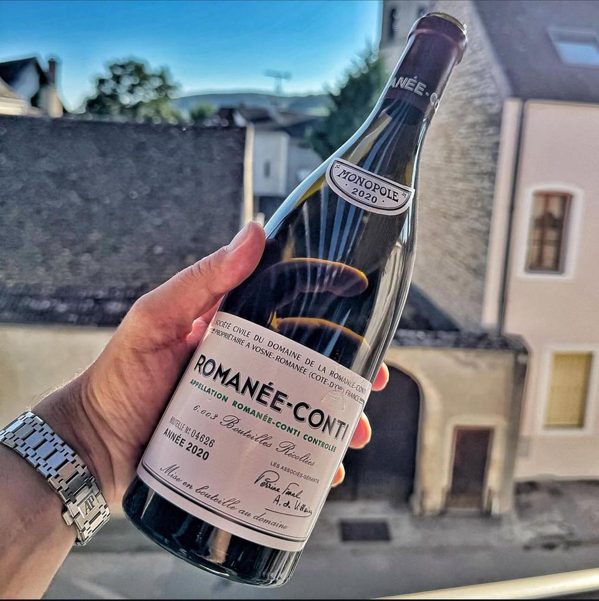 UNa botella de Romanée-Conti del año 2020.
