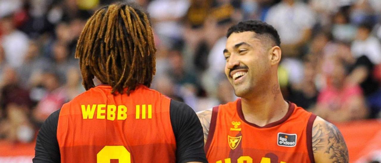 James Webb III y Augusto Lima, cuando ambos defendían la camiseta del UCAM Murcia. | ACB PHOTO