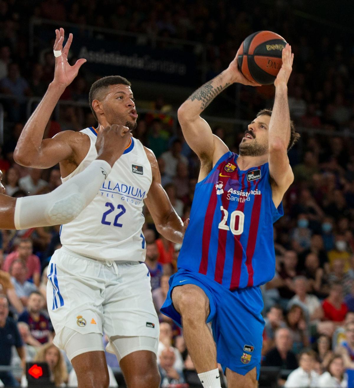 ¡Locura total en el Palau! Así fue el sufrido triunfo del Barça para igualar la final ¡Locura total en el Palau! Así fue el sufrido triunfo del Barça para igualar la final