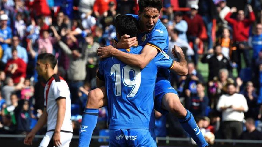 Mata y Molina acercan al Getafe a Europa