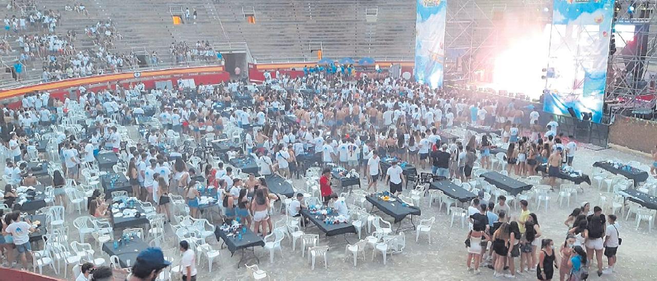 El interior de la plaza de toros durante el concierto el pasado martes, que se tuvo que suspender.