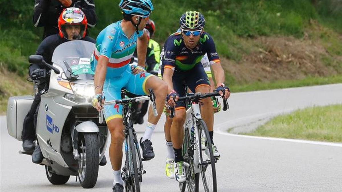 El error de Valverde le costó 3 segundos de bonificación para Nibali