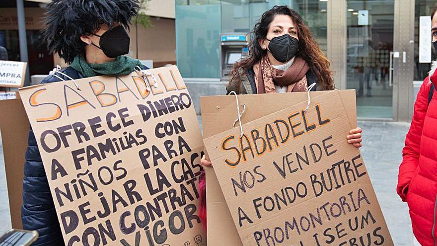 Unidas Podemos denuncia      un desahucio en Santa Eulària | D.I.