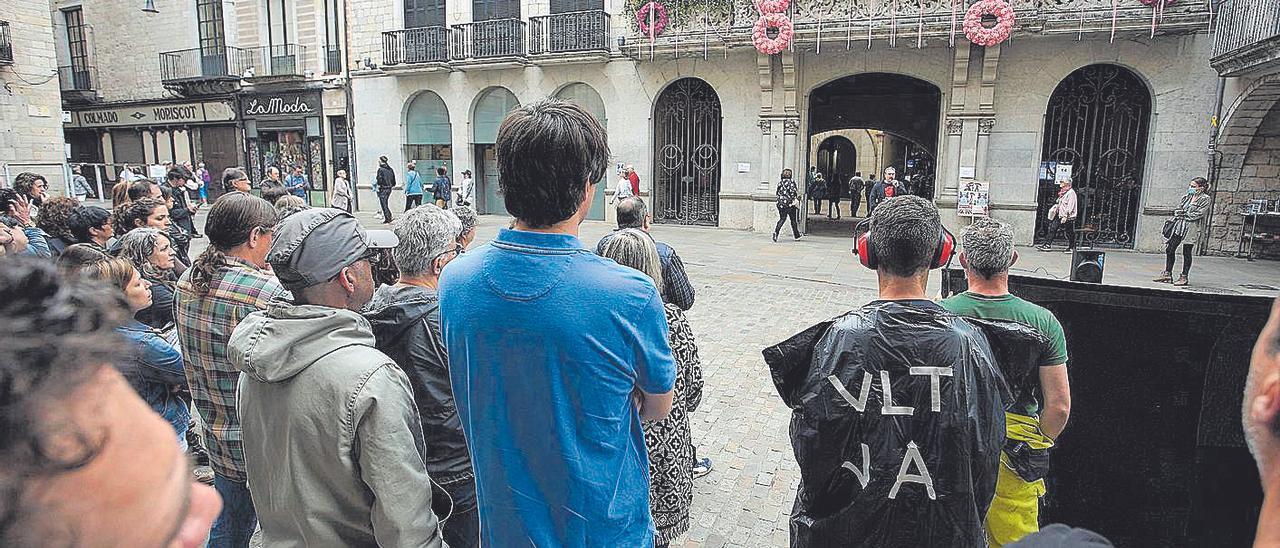 GIRONA PLAÇA DEL VI PROTESTA ASSAMBLEA TREBALLADORS MUNICIPALS VLT