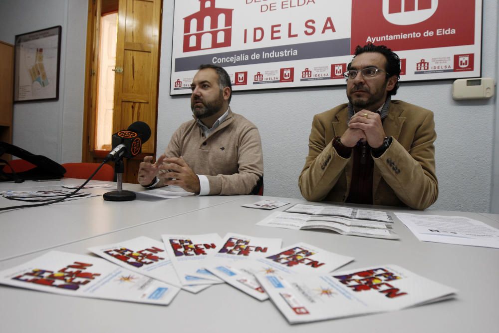 En la Casa Colorá presentando los cursos de formación de Idelsa en enero de 2014