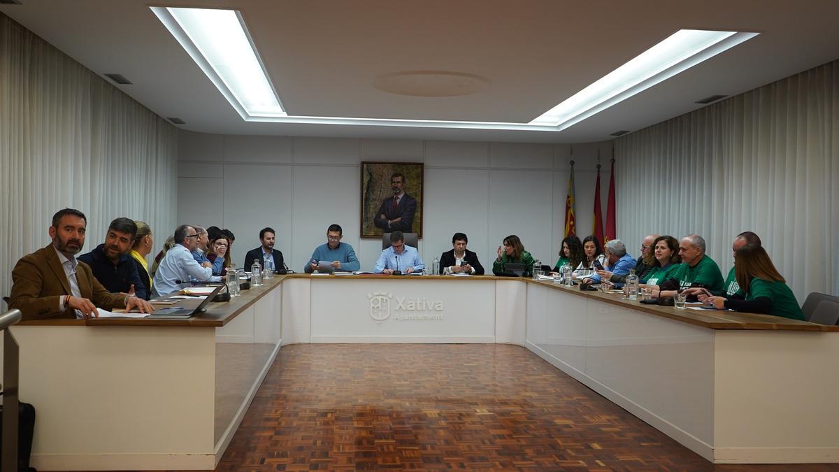 El pleno ordinario celebrado este jueves en Xàtiva.