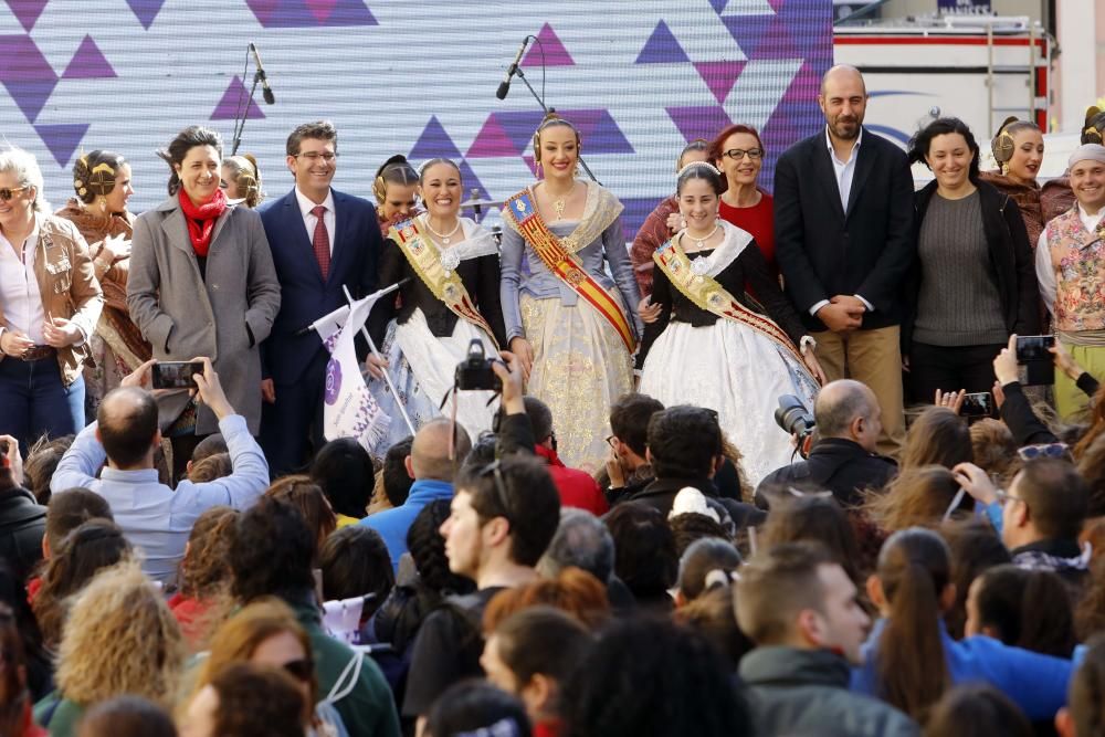 Entrega de estandartes de la Diputación a las Fallas