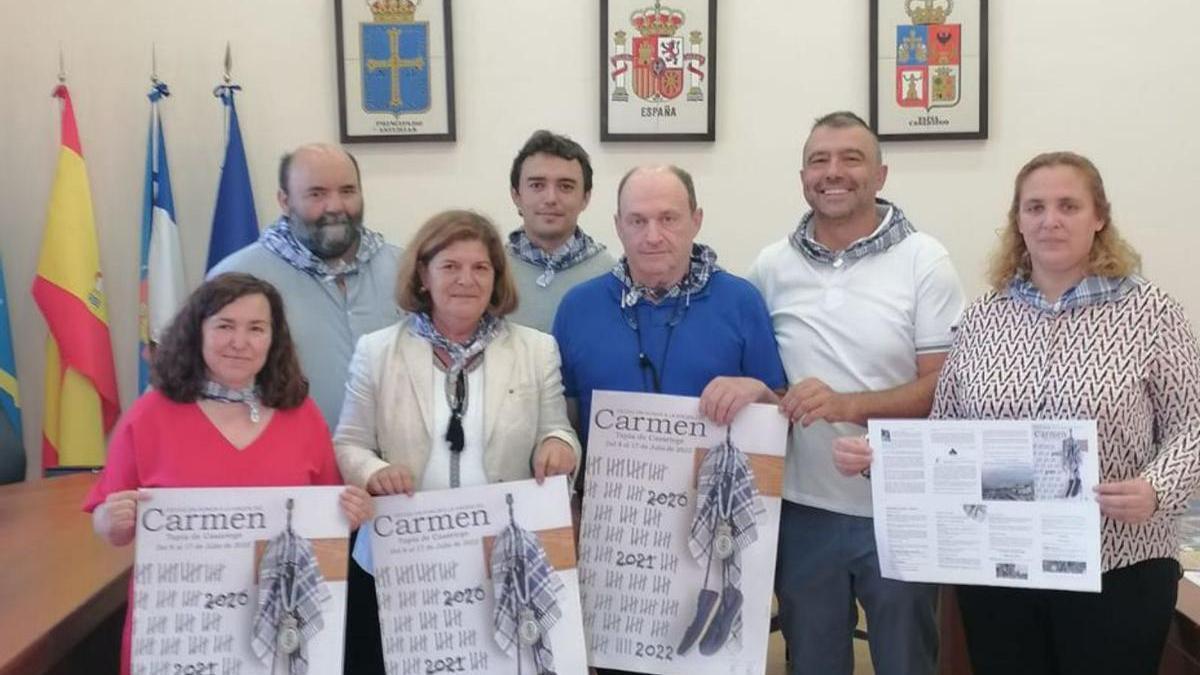 Ana Vigón, Guzmán Fernández, Encarna Pola, Nacho López, Leonardo Pérez, Juan Fernández y Natividad Fernández, en la presentación de las fiestas.