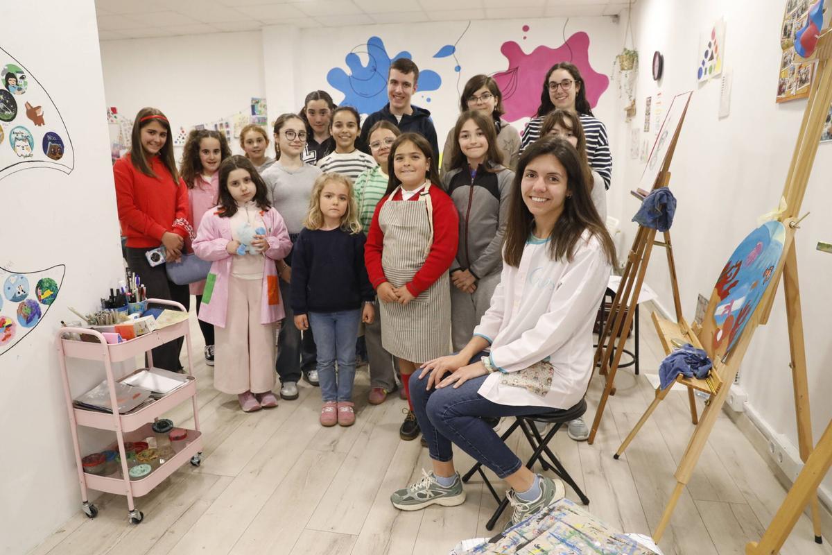 Kirindipia revoluciona la creatividad en Castrillón con arte que va más allá del lienzo Kirindipia revoluciona la creatividad en Castrillón con arte que va más allá del lienzo