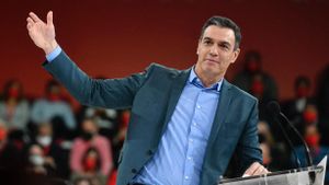 Sánchez vol «intensificar accions» contra el virus però descarta restriccions dures