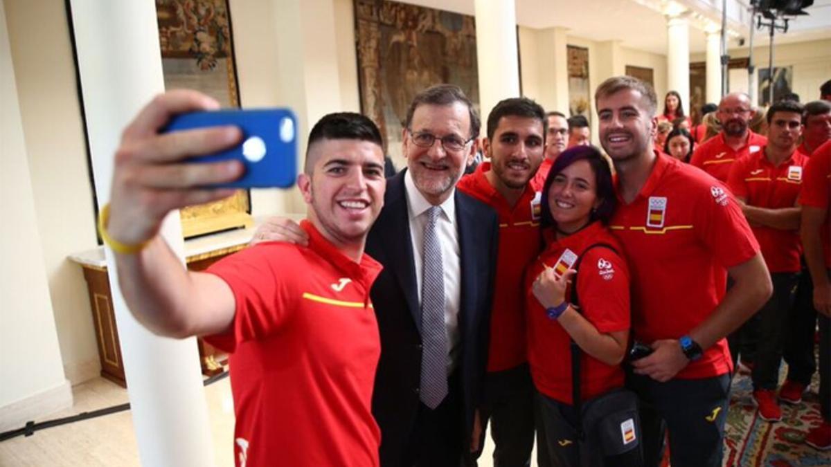 Los deportistas españoles visitaron La Moncloa antes de viajar a Río