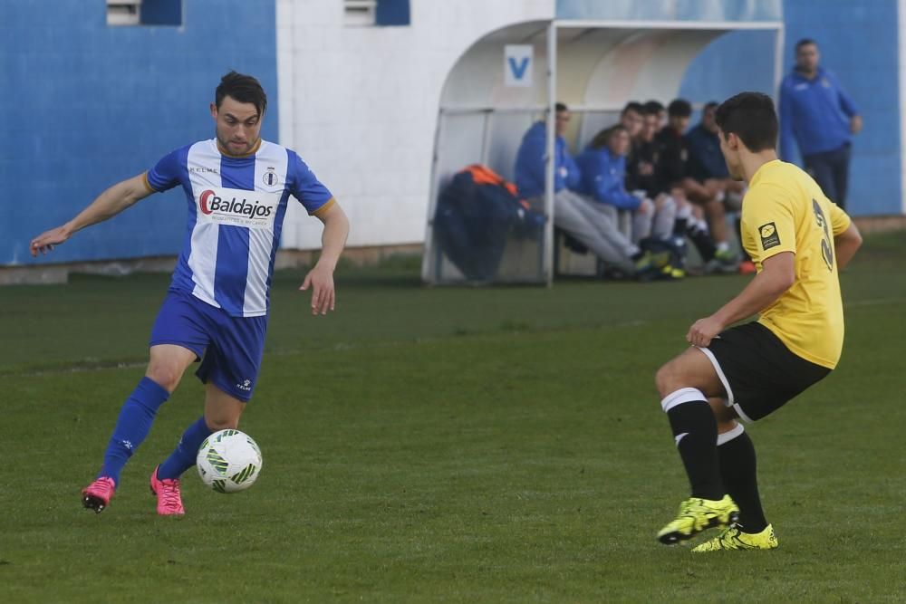 El partido entre el Real Avilés y el Urraca, en imágenes