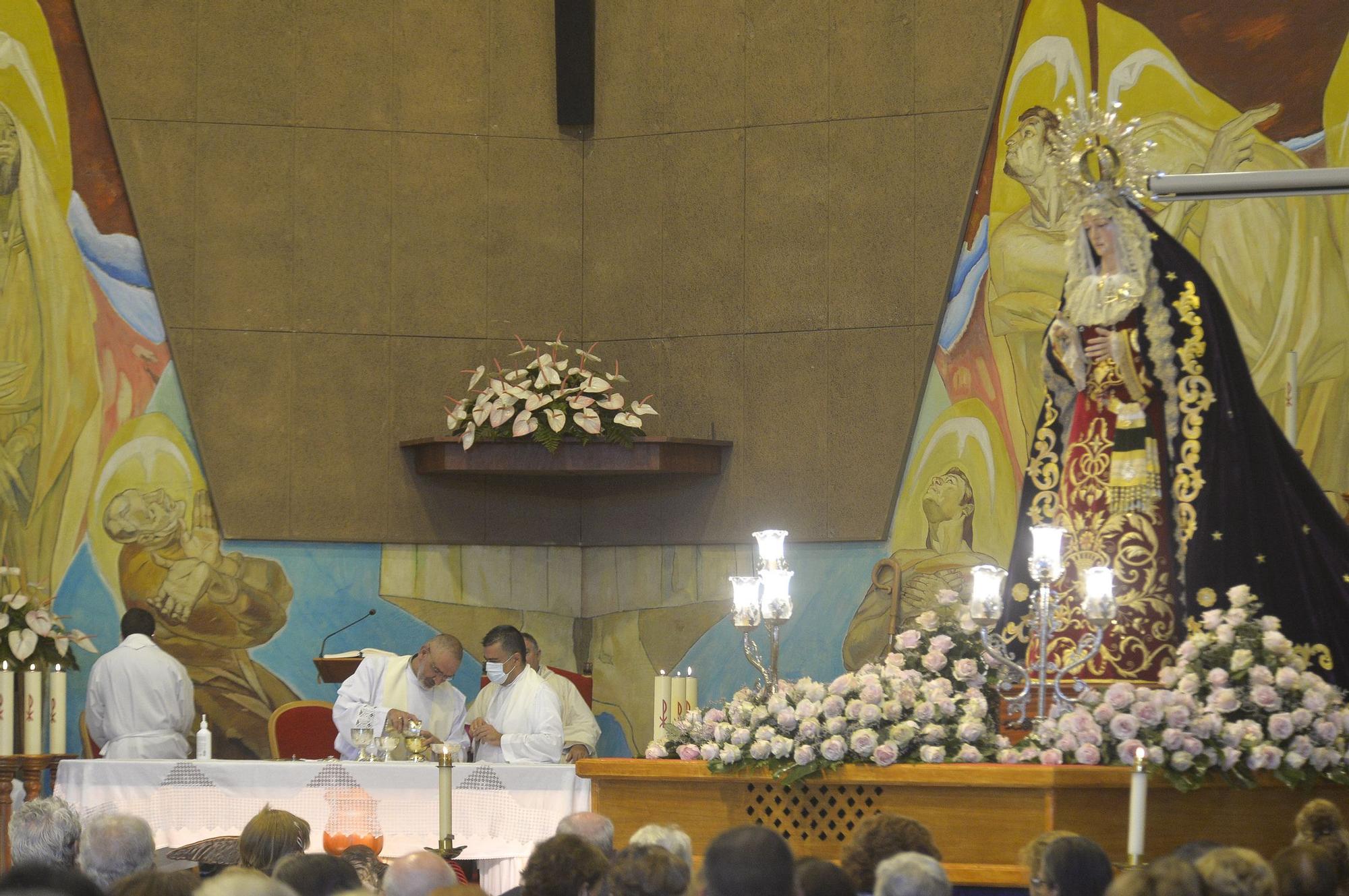 Misa y procesión de Los Dolores de Schamann