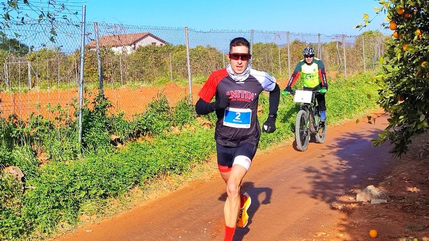 Cerca de 800 atletas disputan este domingo la Mitja Marató de Alzira