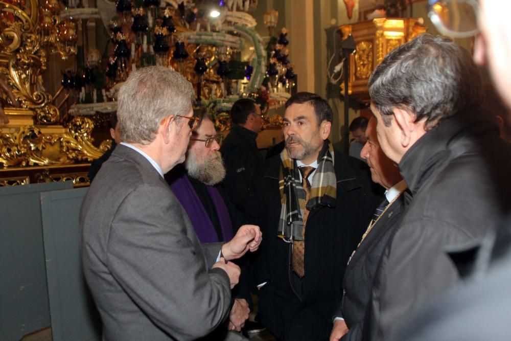 La lluvia obliga a suspender la procesión de la Piedad