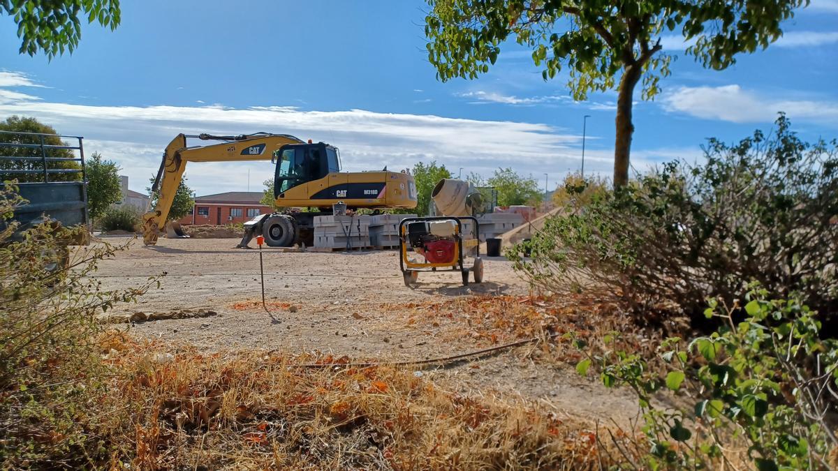 Las obras del aparcamiento de San Blas acaban de dar comienzo.