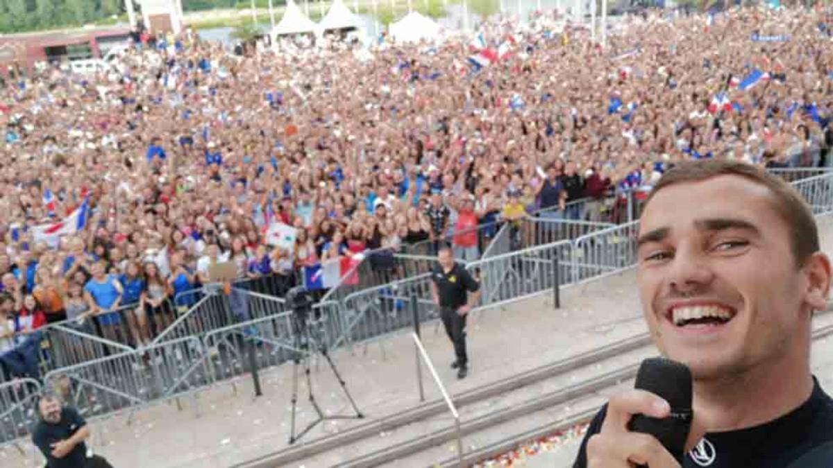 Griezmann celebró el Mundial en Macon