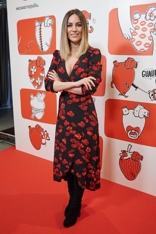 Edurne con vestido de San Valentín en un acto solidario