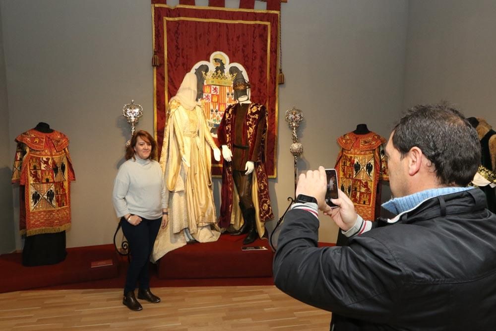 Exposición Moda y época de Isabel la Católica