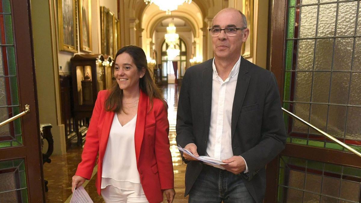 RESULTADOS ELECCIONES A CORUÑA PACTOS El reto de socialistas y nacionales  para conseguir unidad en A Coruña